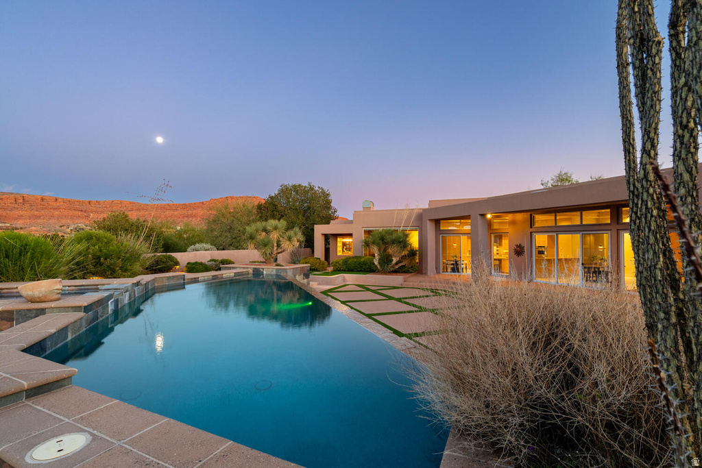 2417 W COHONINA TRL St George, UT 84770