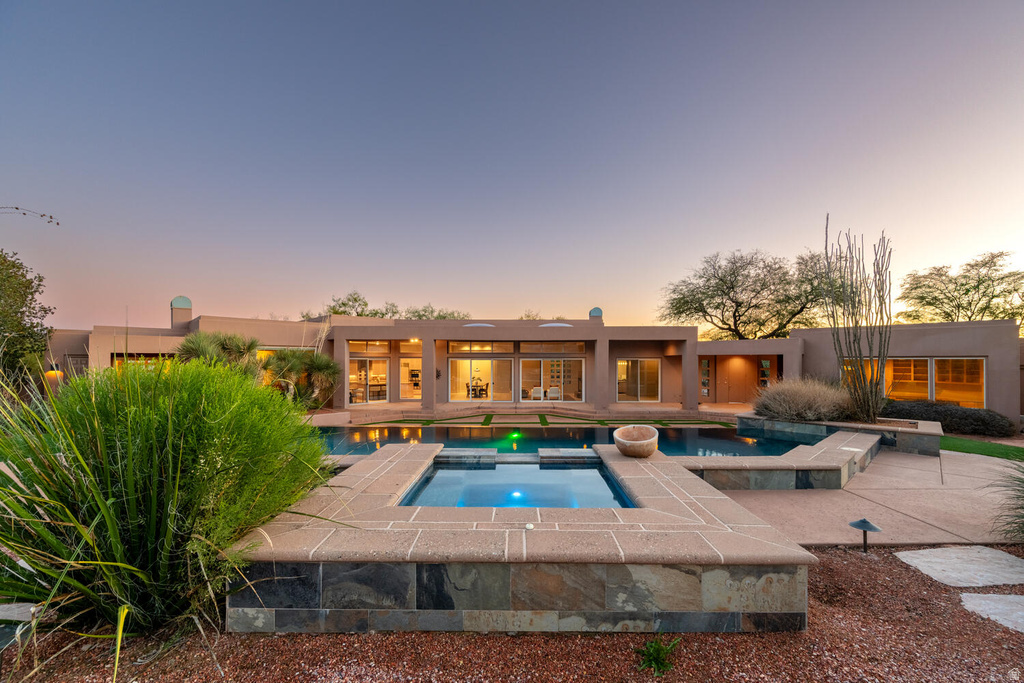 2417 W COHONINA TRL St George, UT 84770