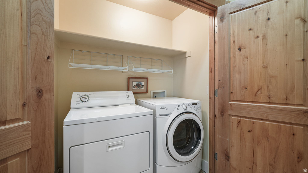 5672 N OSLO LN Park City, UT 84098