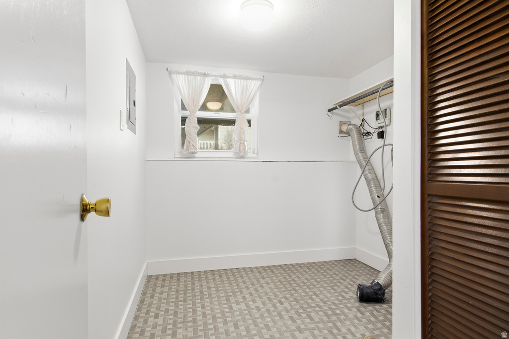 2676 W 6050 S Roy, UT 84067