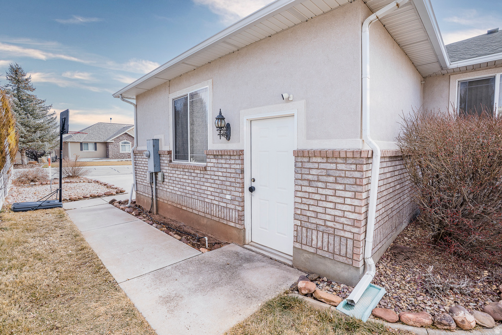 1135 W PARK RIDGE DR Roosevelt, UT 84066