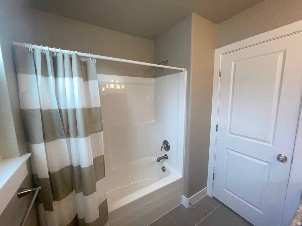 355 W LAUREN LN #214 Tooele, UT 84074