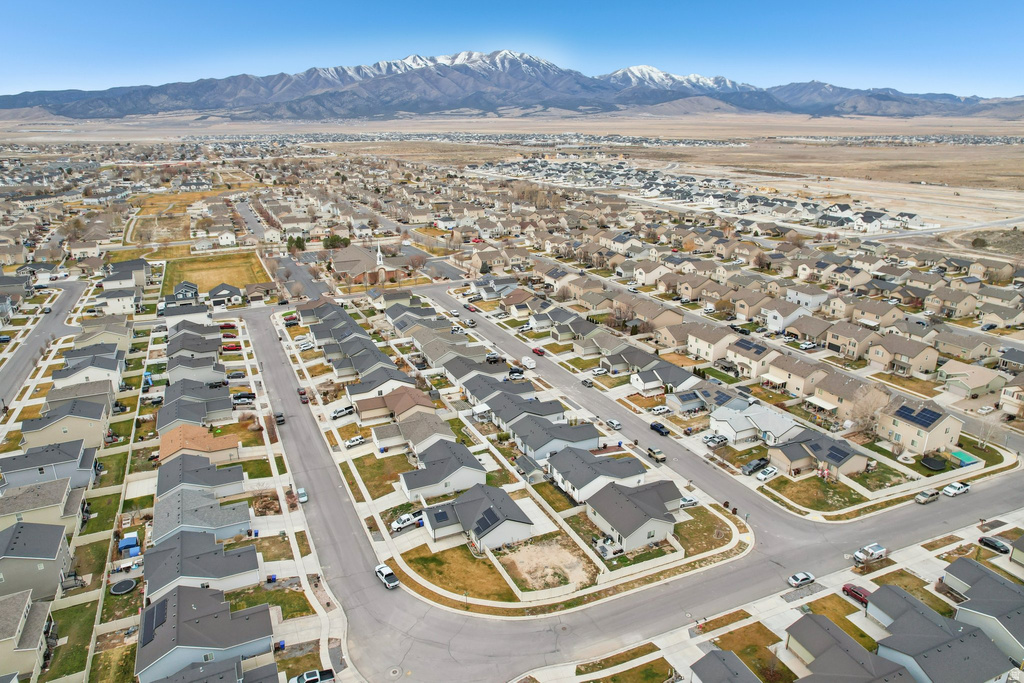 2418 E JIM BRIDGER DR Eagle Mountain, UT 84005