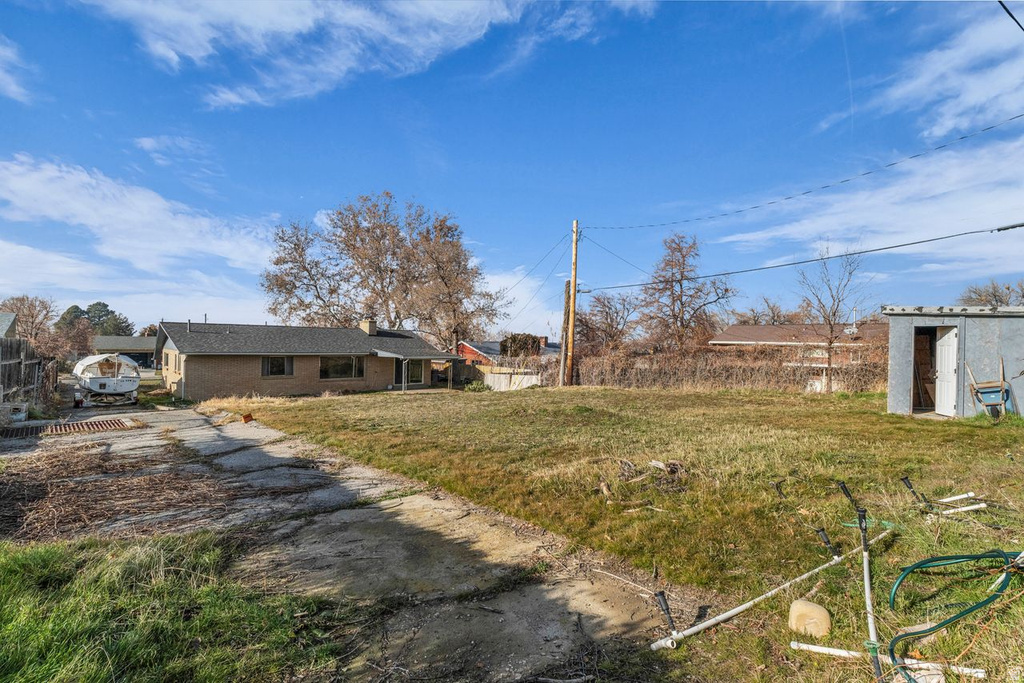2749 S 450 W Bountiful, UT 84010