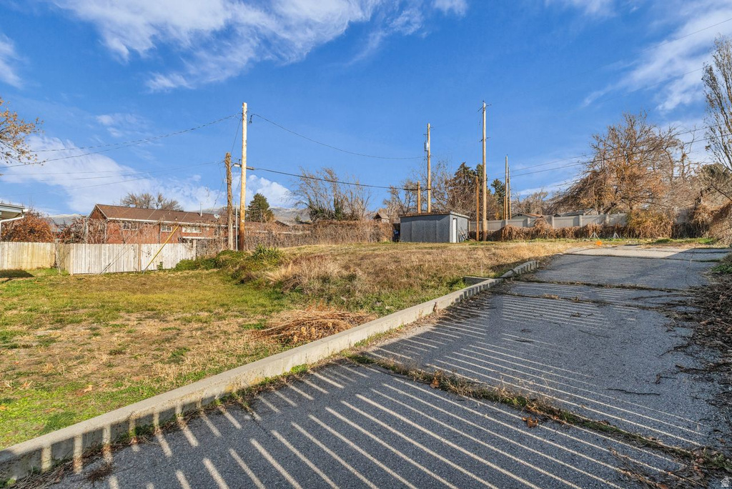 2749 S 450 W Bountiful, UT 84010