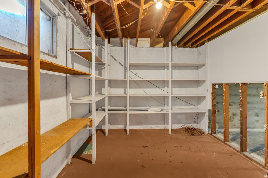 2749 S 450 W Bountiful, UT 84010