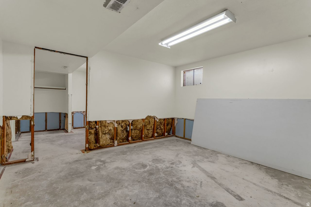 2749 S 450 W Bountiful, UT 84010