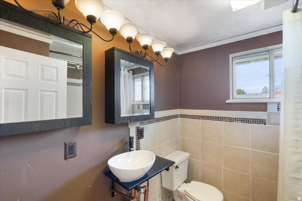 1533 S 200 E Orem, UT 84058