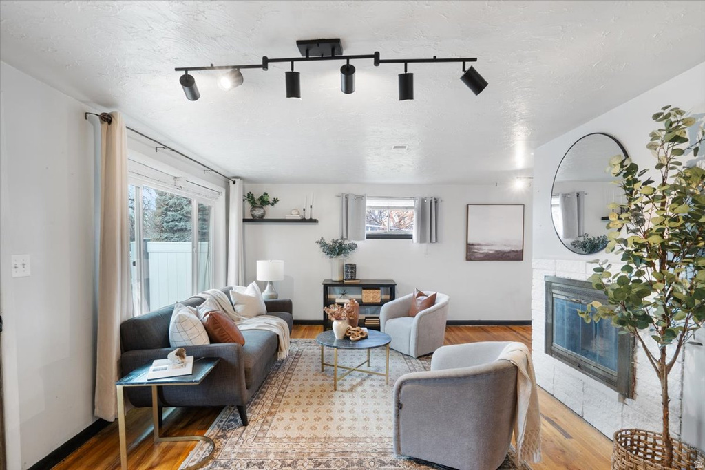 1533 S 200 E Orem, UT 84058