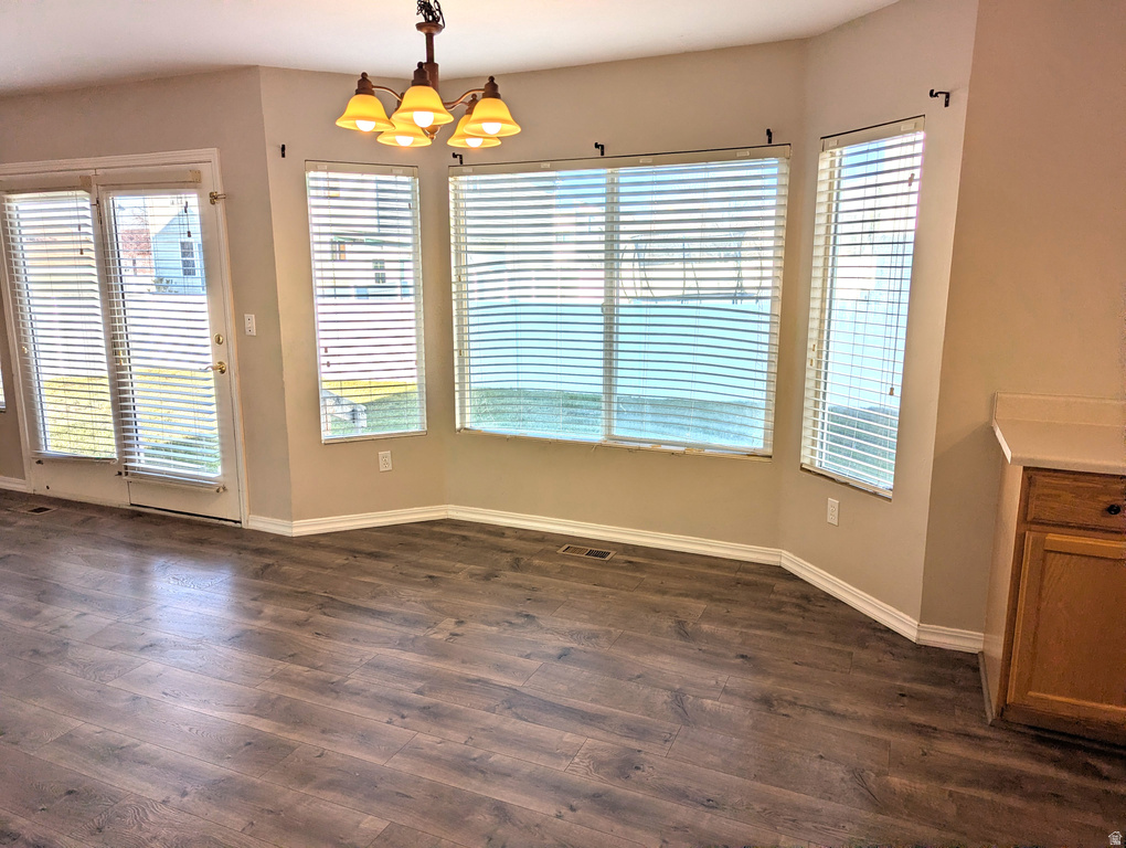 501 W WATER WHEEL LN Stansbury Park, UT 84074