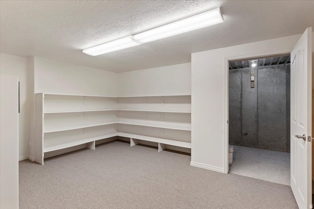 1282 W 3150 S Syracuse, UT 84075