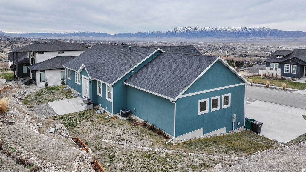 86 S 950 E Hyde Park, UT 84318