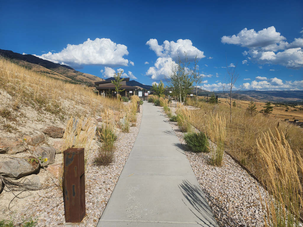 5217 E MOOSE HOLLOW DR DR #303 Eden, UT 84310