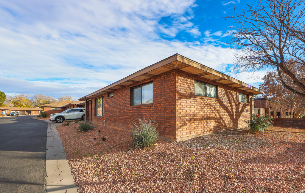 235 S 400 E #14 St George, UT 84770