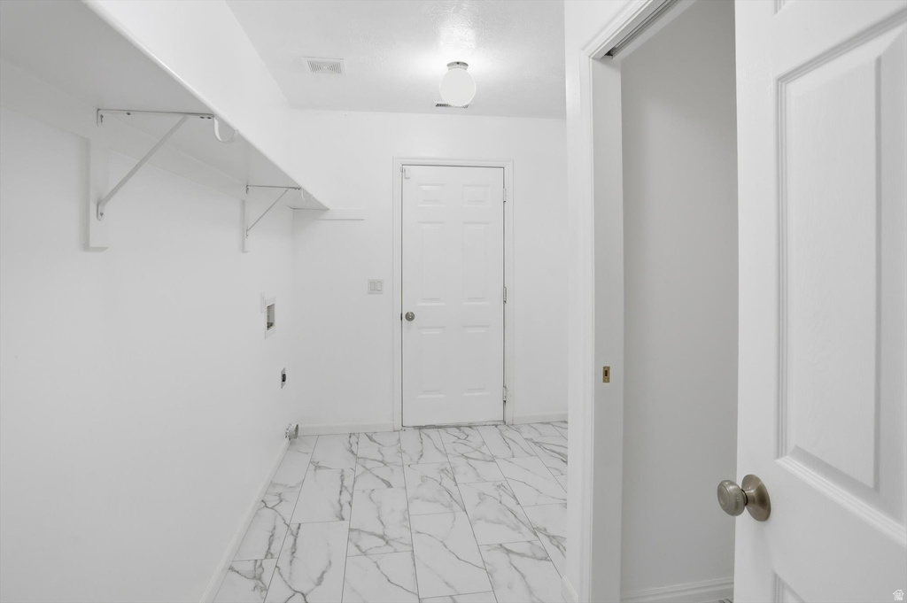 3469 S MERRY LN West Valley City, UT 84120