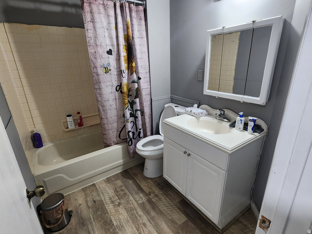 3759 W ETTENMORE CIR Taylorsville, UT 84129