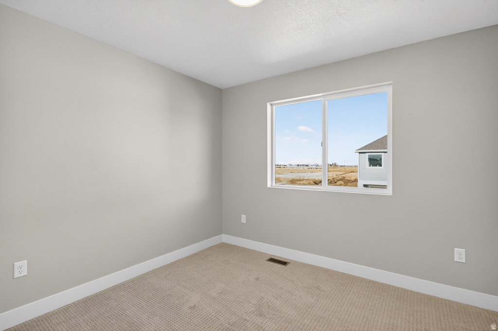 2847 W 2720 N #75 Plain City, UT 84404