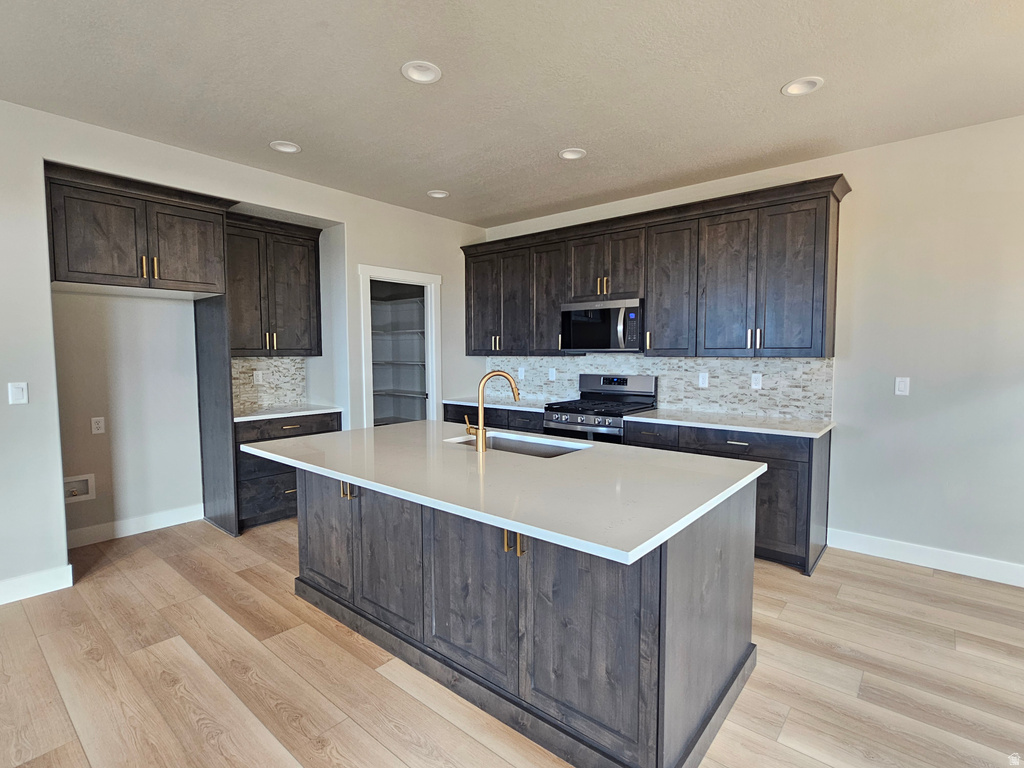 2847 W 2720 N #75 Plain City, UT 84404