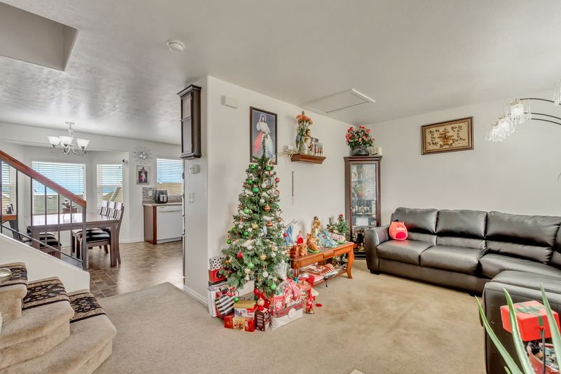 6146 W STILLRIDGE DR West Valley City, UT 84128
