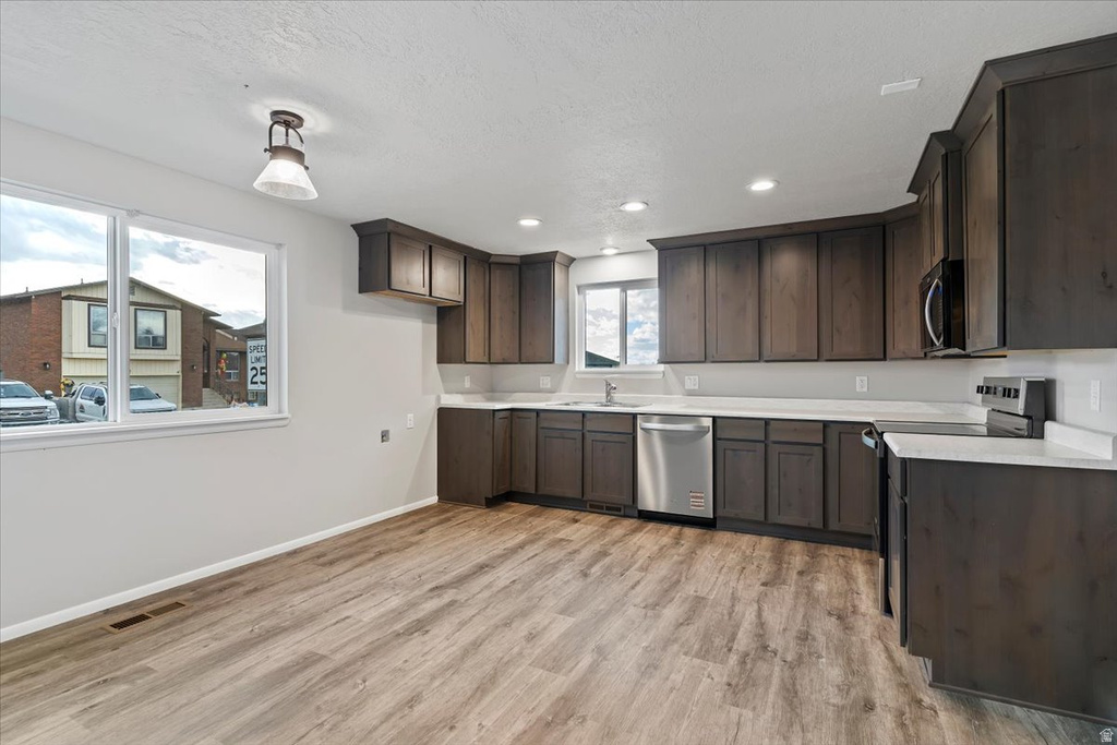 5495 S 2100 W Roy, UT 84067