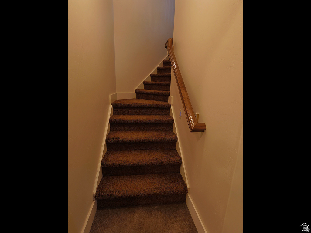 2307 MAPLE LEAF DR Cove, UT 84320