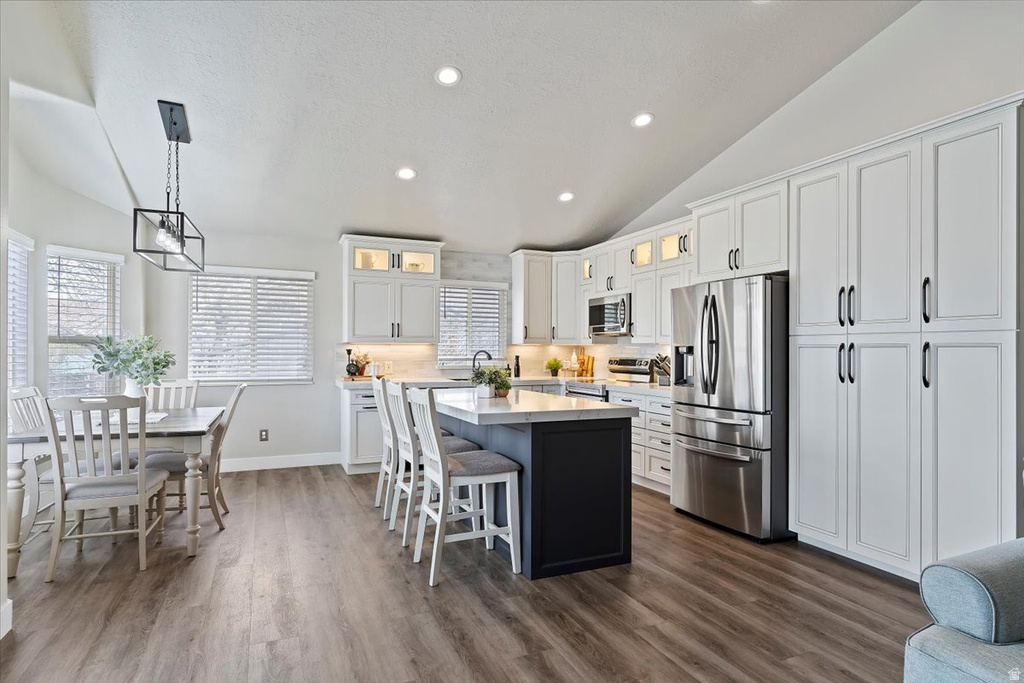 1403 GLENEAGLES DR Syracuse, UT 84075