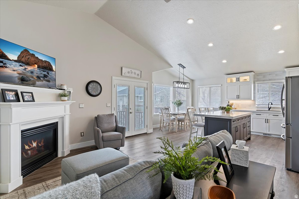 1403 GLENEAGLES DR Syracuse, UT 84075