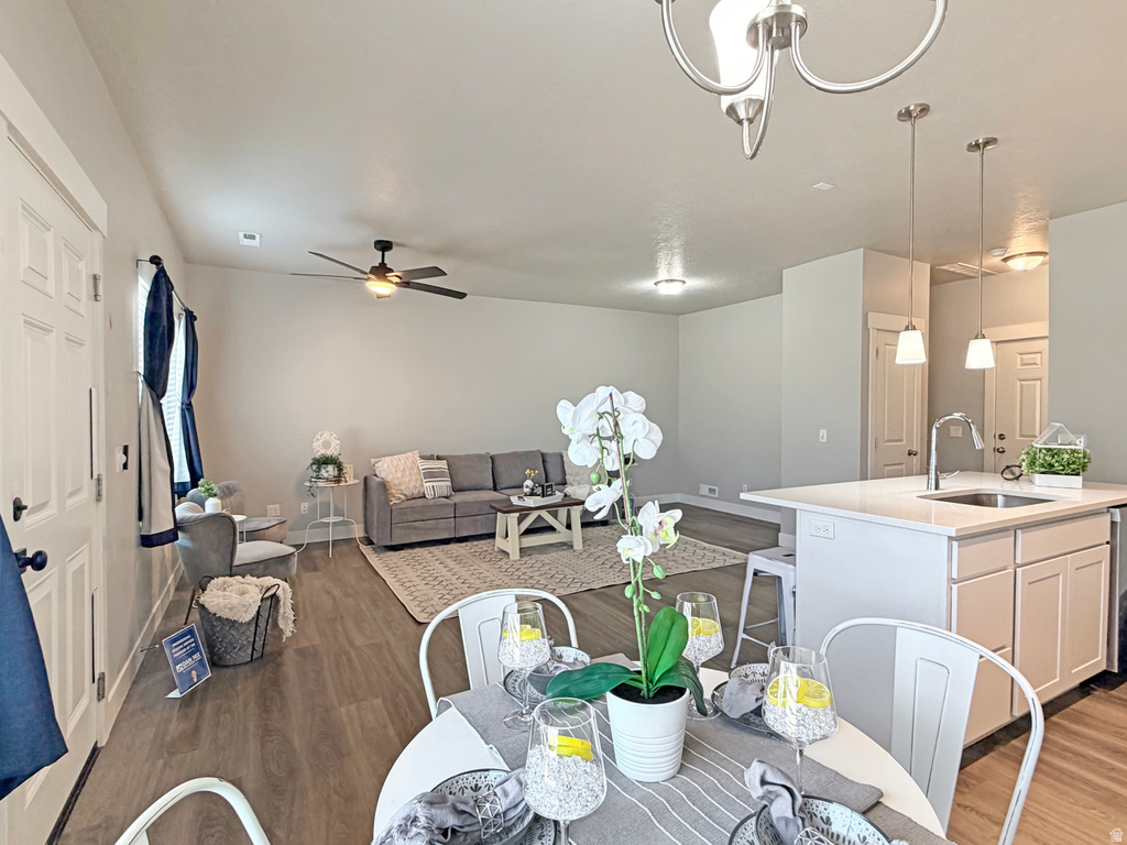 833 S COWANS CT Clearfield, UT 84015