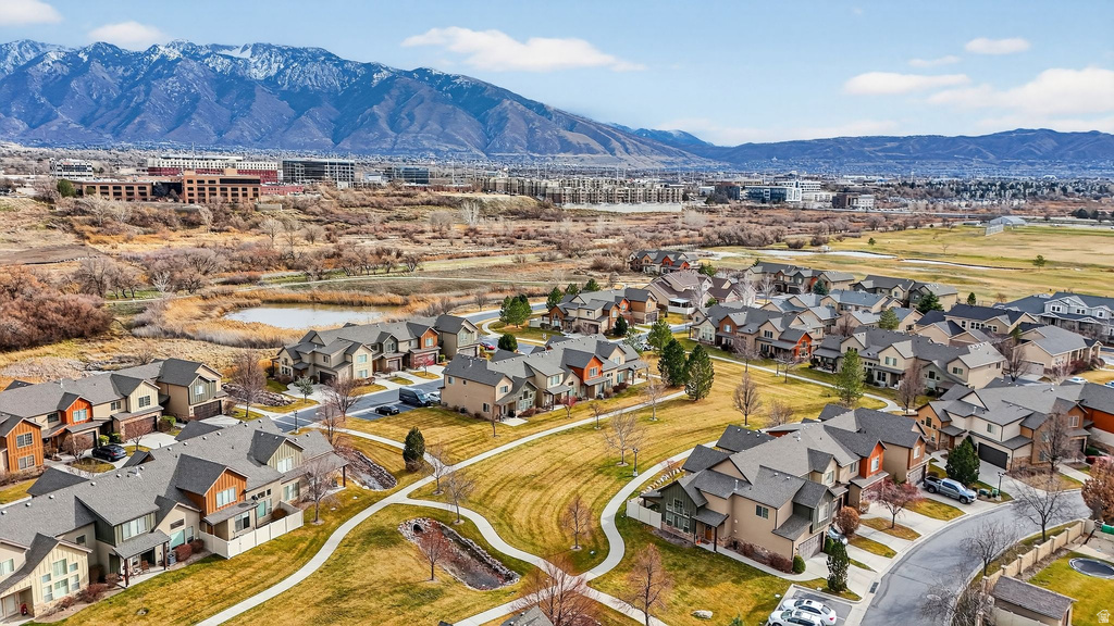 10226 S MYSTIC FALLS WAY South Jordan, UT 84095