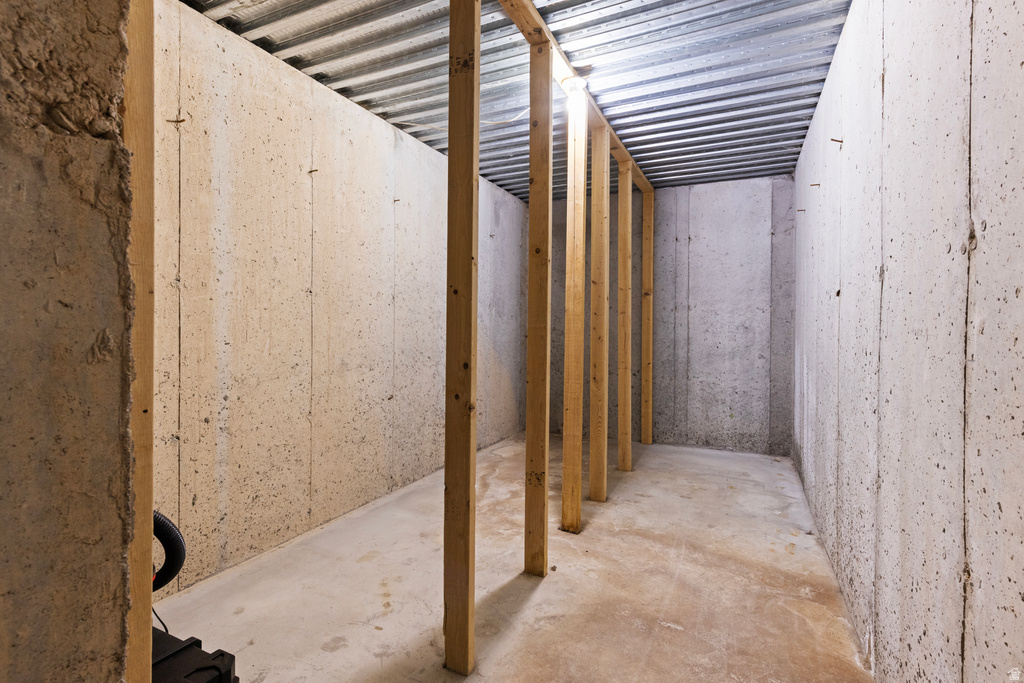 1559 E SANDALWOOD DR South Weber, UT 84405