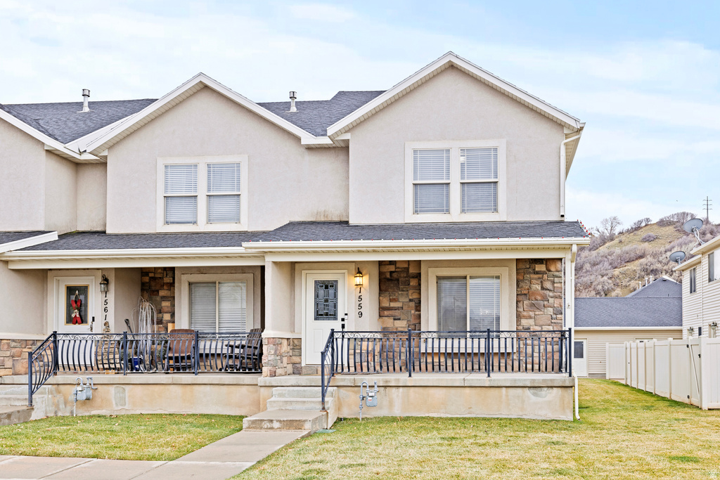 1559 E SANDALWOOD DR South Weber, UT 84405