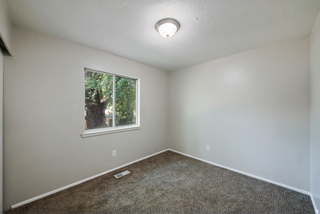 558 N REDWOOD RD #3 Salt Lake City, UT 84116