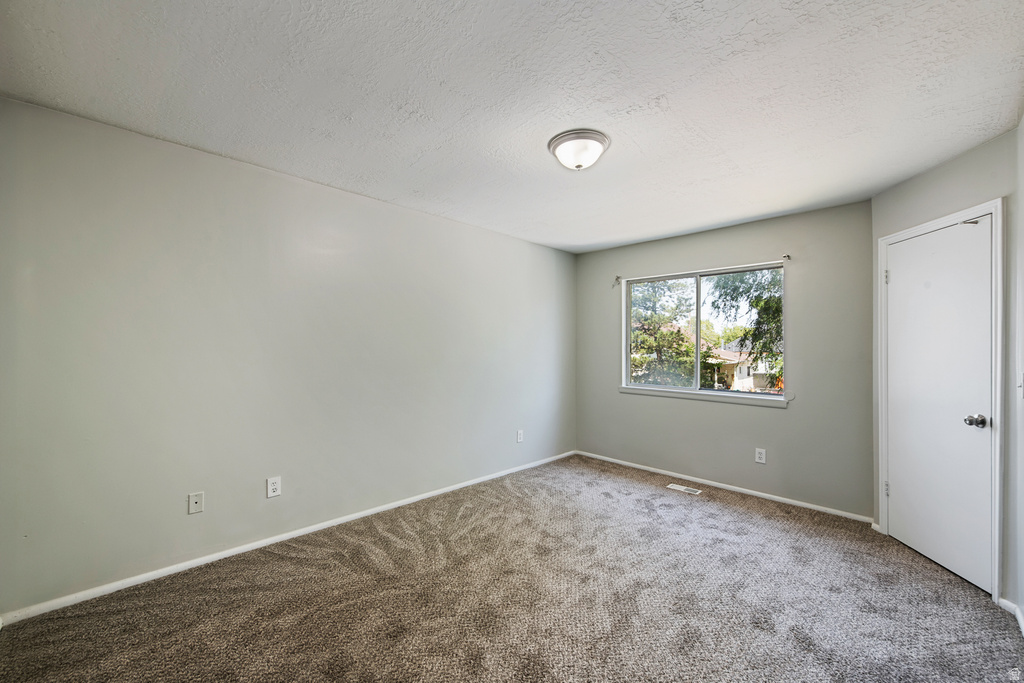 558 N REDWOOD RD #3 Salt Lake City, UT 84116