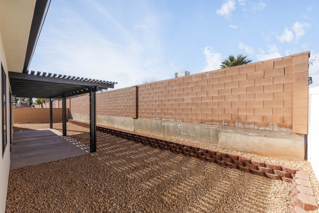 1957 CHALET CIR Santa Clara, UT 84765