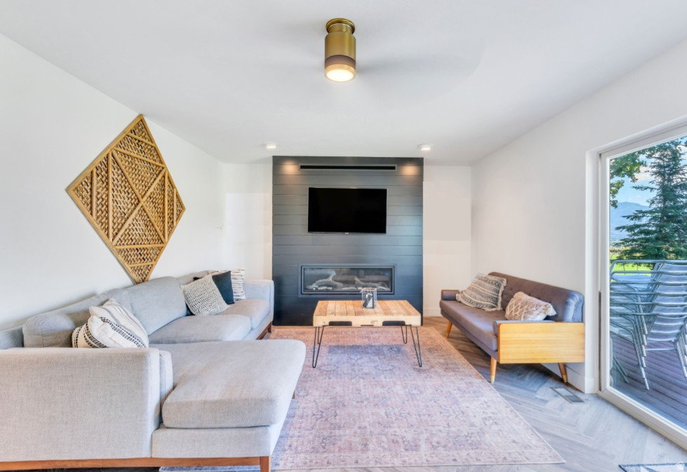 1536 W 3000 S Heber City, UT 84032