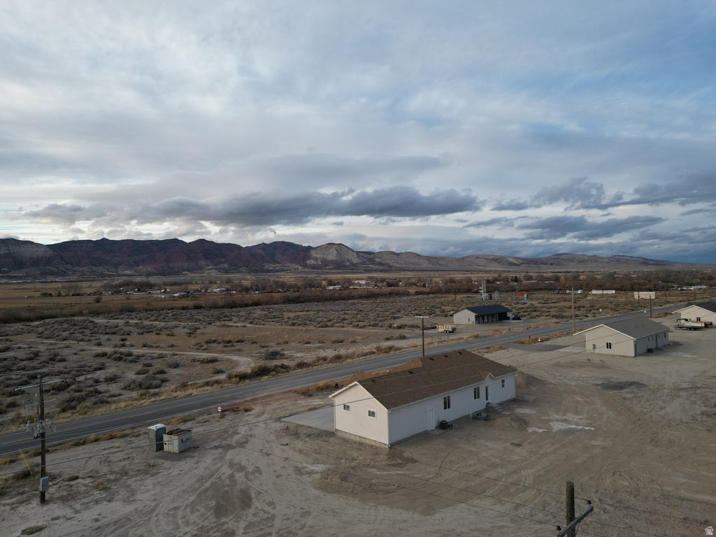 733 S BLACK KNOLL RD Sigurd, UT 84657