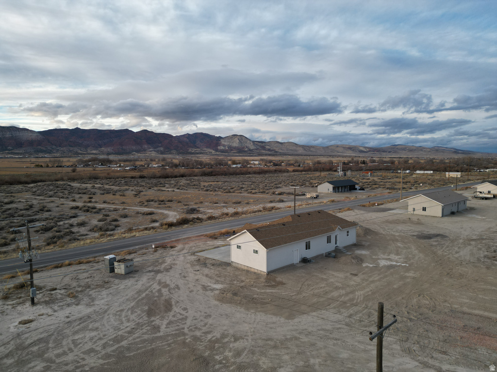 733 S BLACK KNOLL RD Sigurd, UT 84657