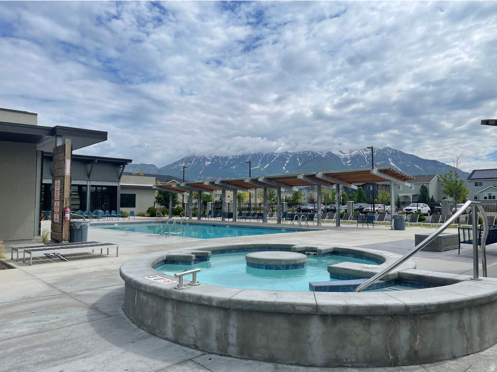 576 N 290 E Vineyard, UT 84059