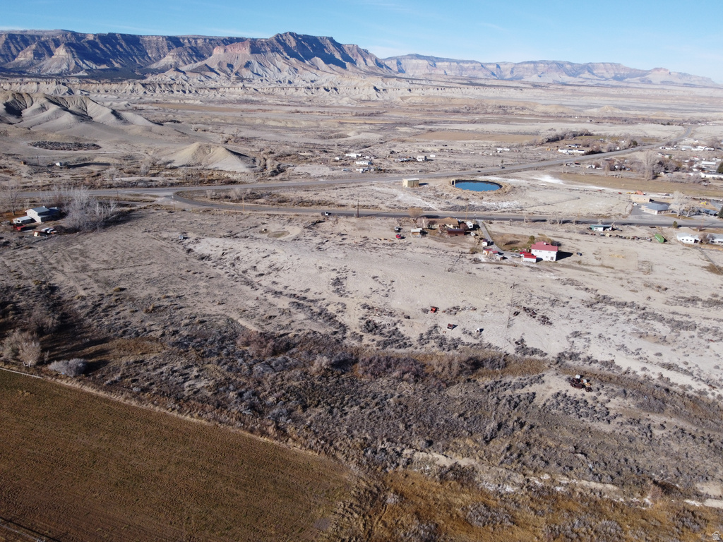 660 E 5TH Clawson, UT 84516