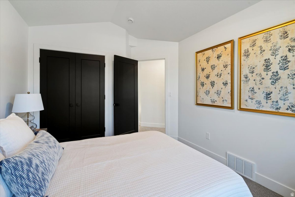 293 E VAUGHN LN #15 Midvale, UT 84047