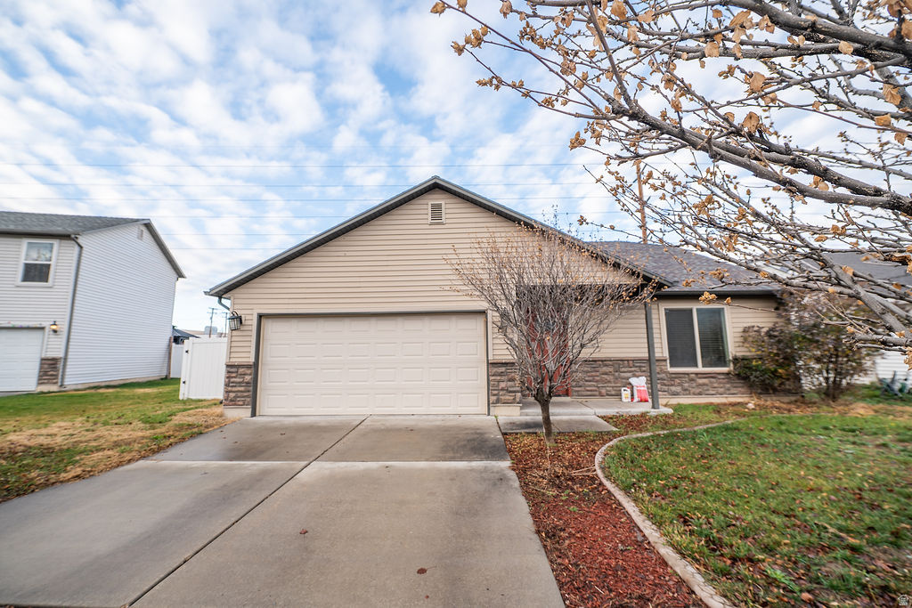 151 S SAM GATES RD Ogden, UT 84404