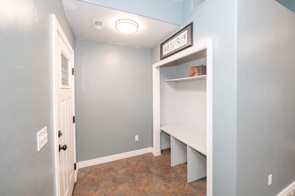 151 S SAM GATES RD Ogden, UT 84404