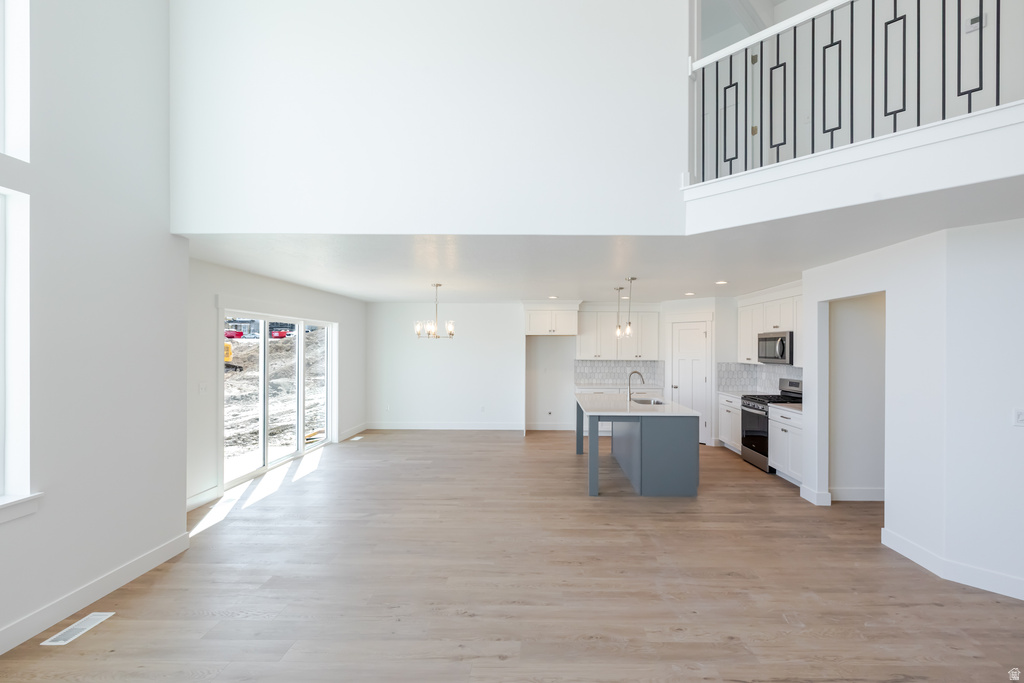 3949 W 950 N #456 Lehi, UT 84048