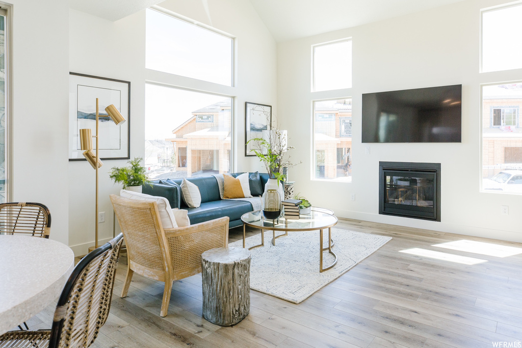 197 W HARVEST LN Saratoga Springs, UT 84045