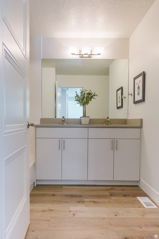 197 W HARVEST LN Saratoga Springs, UT 84045