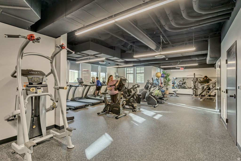 4313 N SADDLE HORN DR Eagle Mountain, UT 84005