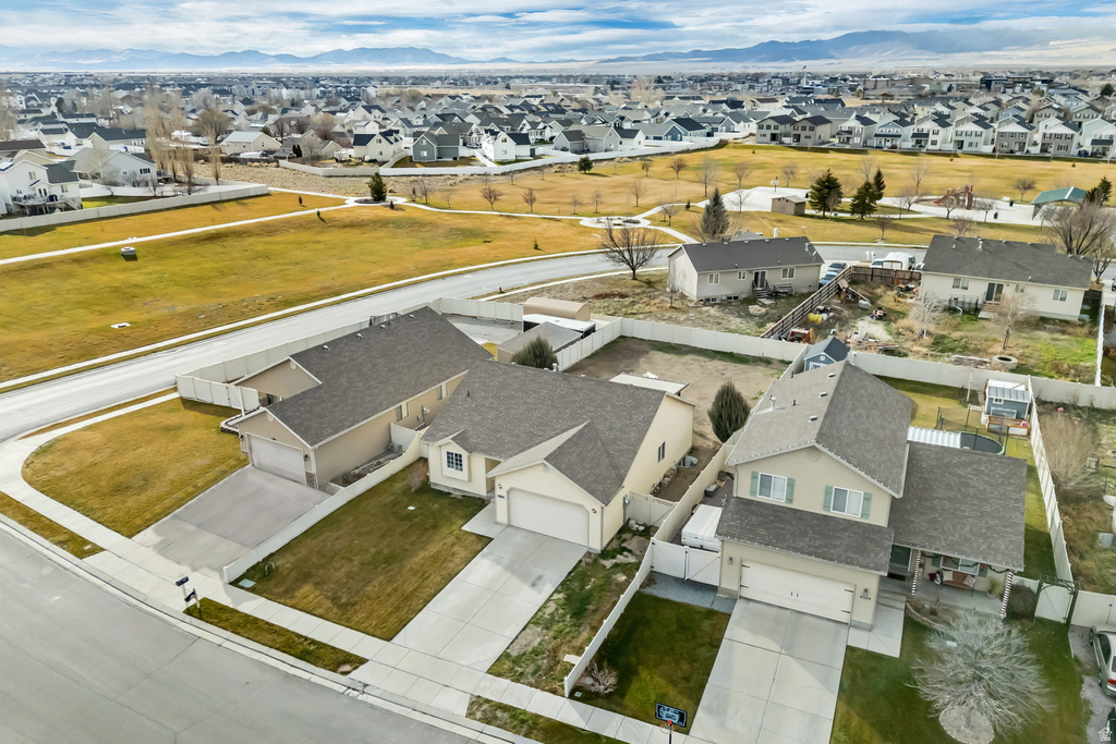 4313 N SADDLE HORN DR Eagle Mountain, UT 84005