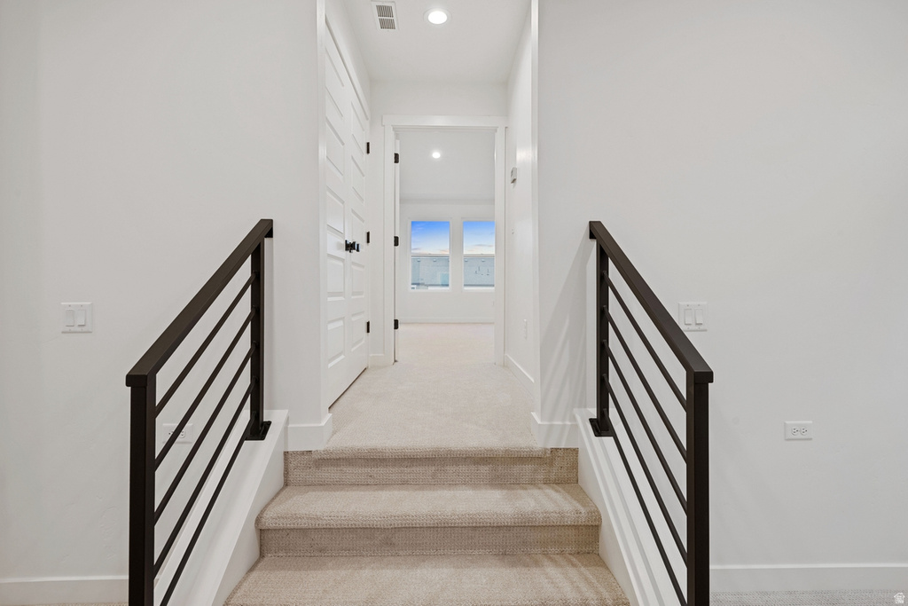 7033 W LAKE AVE South Jordan, UT 84009