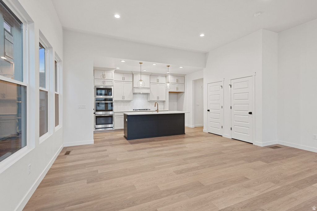 7033 W LAKE AVE South Jordan, UT 84009