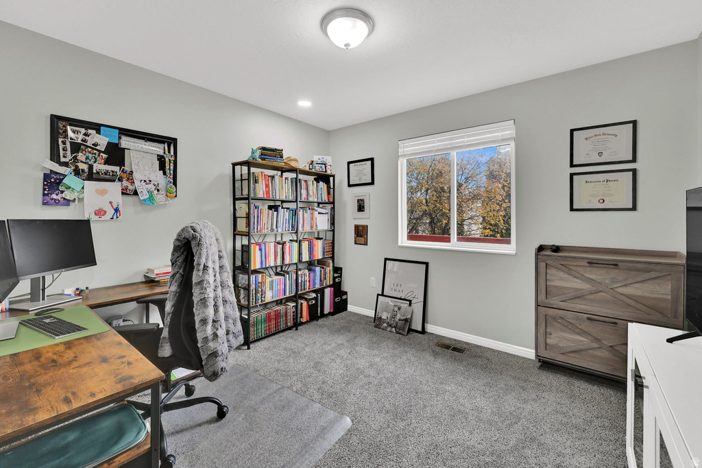 3959 W 5325 S Roy, UT 84067